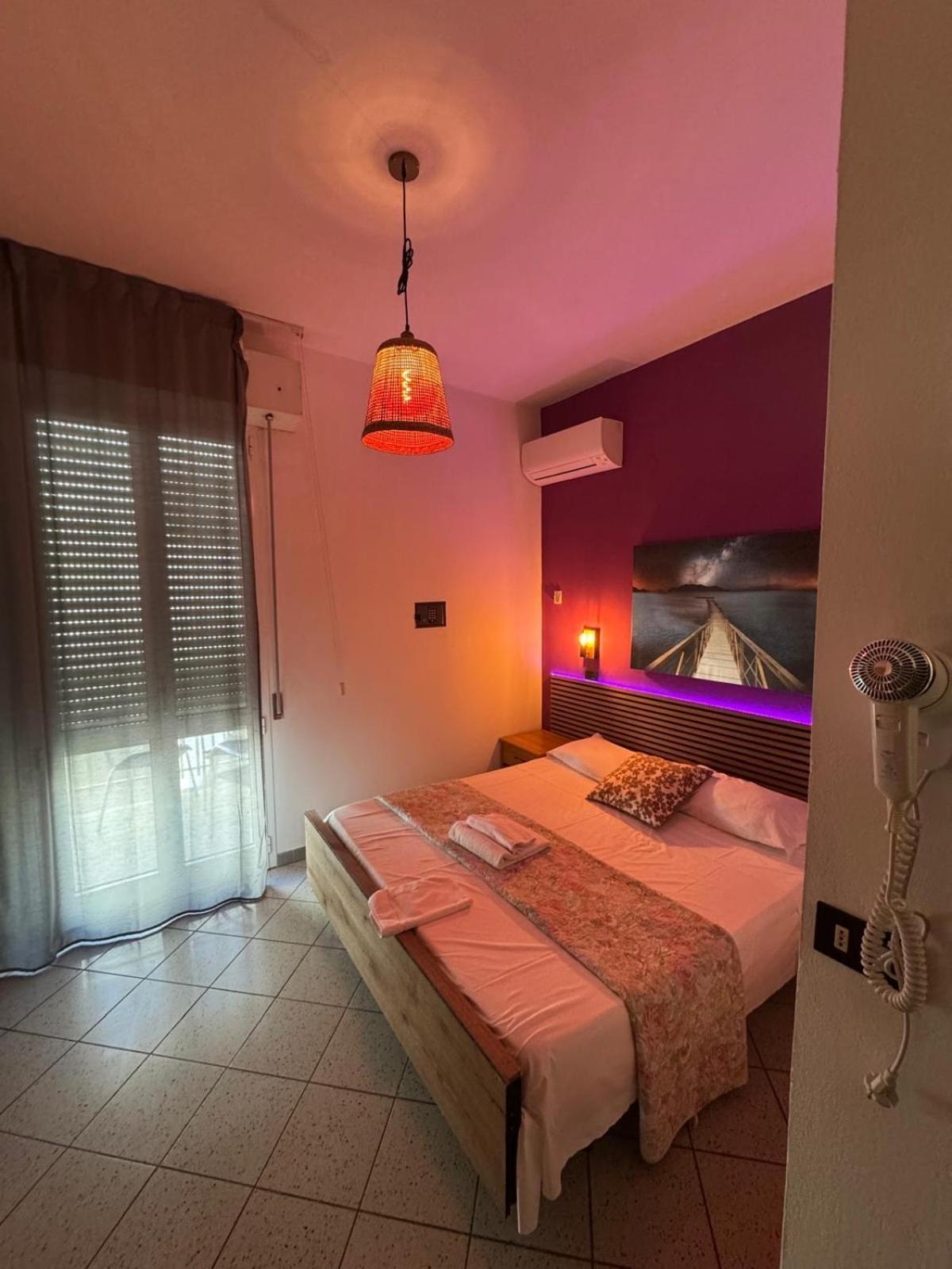 Hotel New Liston Rimini Extérieur photo